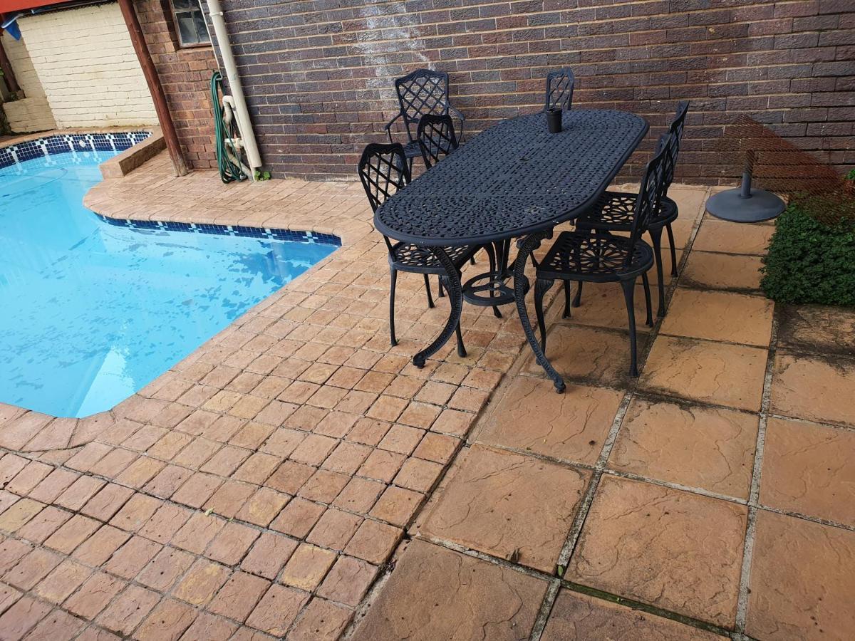 7Th Street Guesthouse Johannesburg Exterior photo